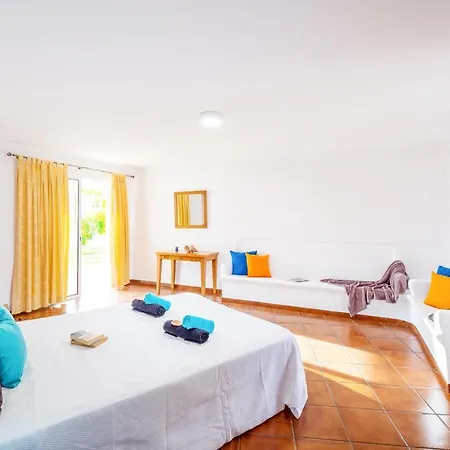 Grace Bay By Algarve Vacation