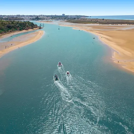 Grace Bay By Algarve Vacation Villa Guia